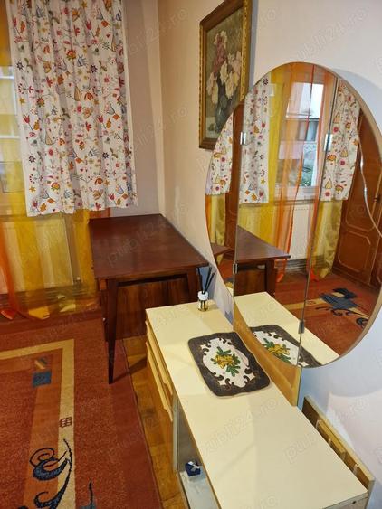 Garsonieră decomandată în Soarelui