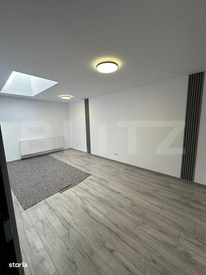 Spațiu comercial, de 200 mp, în Paltin