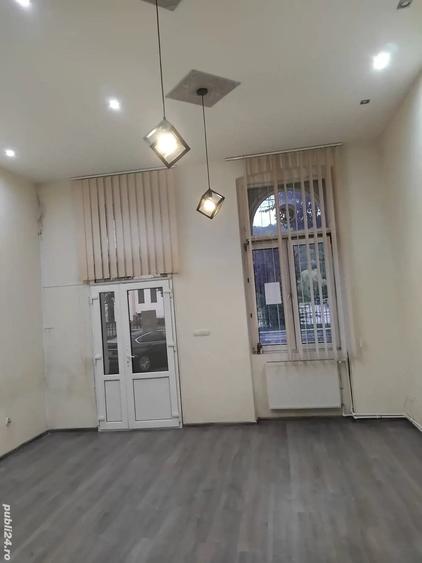 Spațiu comercial, de 60 mp, în Nord