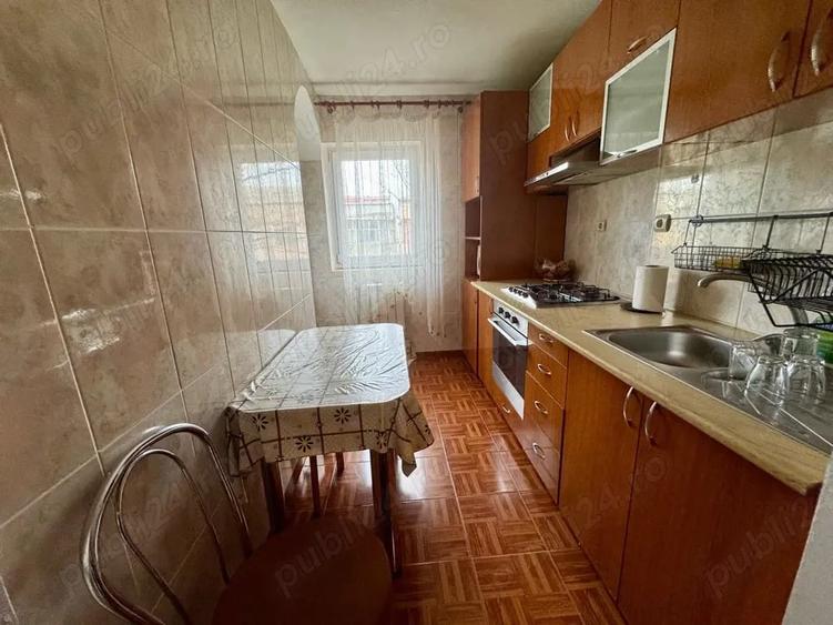 Apartament cu 4 camere decomandat în Central
