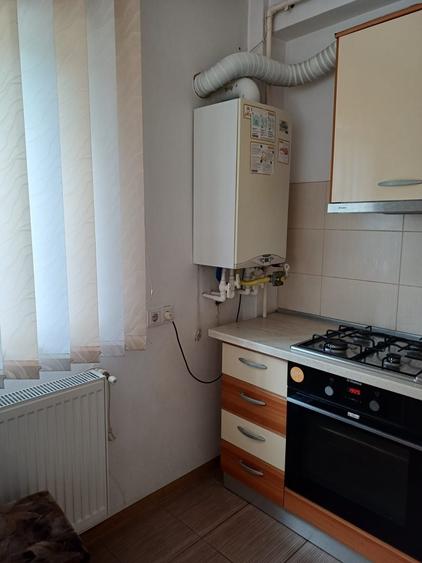 Apartament 2 dormitoare, zona Stadion, etaj 1, de inchiriat - 6
