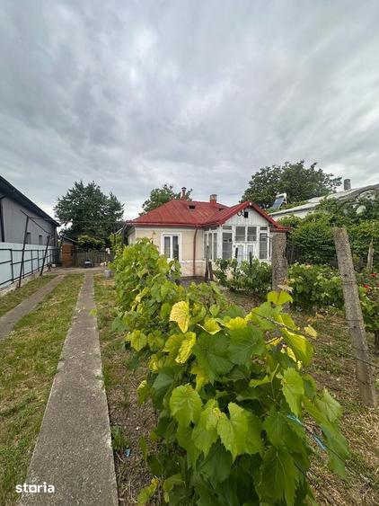 De vanzare casa in Roman, zona Pietei Mari, teren de 1300mp - 6