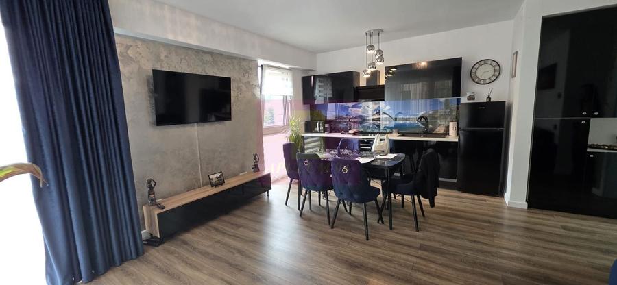 Apartament cu 2 camere decomandat în Sud