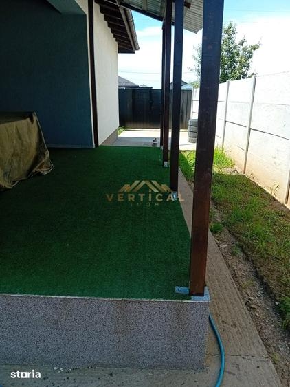 Casă cu 3 camere cu Teren 270 Mp în Vidra