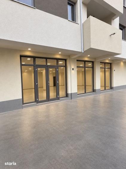 Spațiu comercial, de 96 mp, în Central