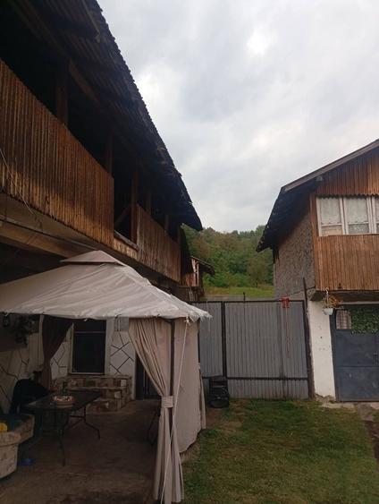 Casă cu 4 camere în Măgureni