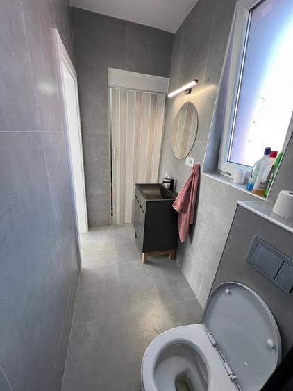 Duplex cu 4 camere cu Canalizare în Aeroport