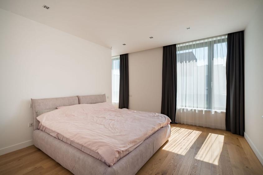 Duplex cu 3 camere cu Canalizare în Tunari