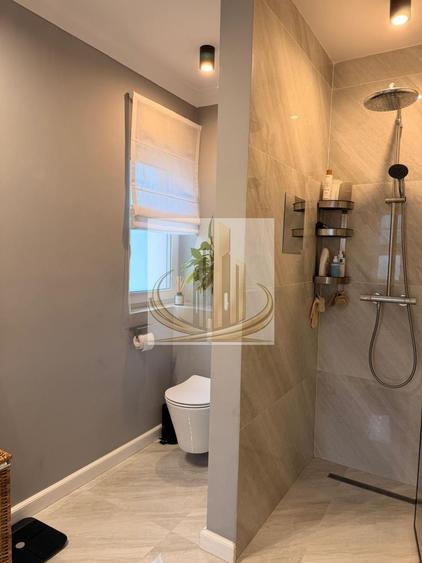 Duplex cu 4 camere cu Canalizare în Dumbrăvița