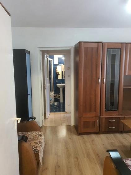 Apartament cu 2 camere semidecomandat, mobilat în Astra