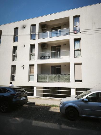 Apartament cu 2 camere decomandat în Braytim