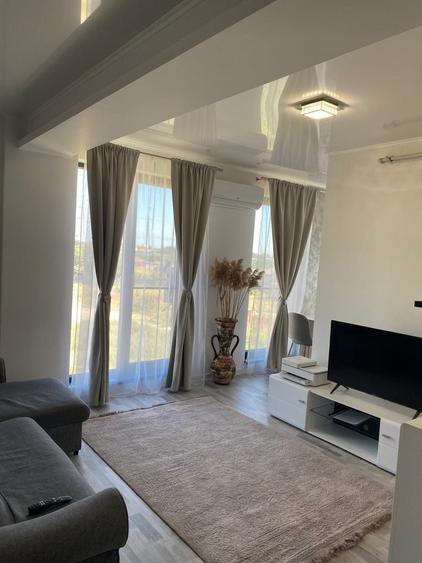 Apartament cu 2 camere semidecomandat în Exterior Vest