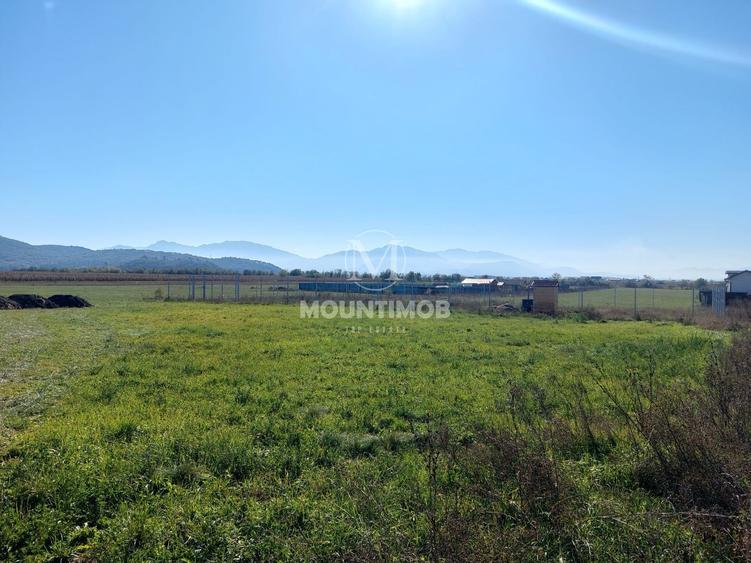 Teren Construcții intravilan de 1031 mp, în Bod