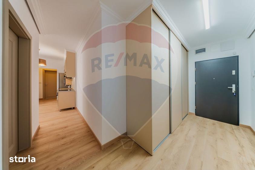Apartament cu 3 camere, mobilat în Funcționarilor