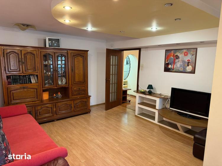 Apartament cu 3 camere, mobilat în Drumul Taberei