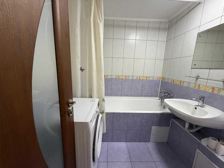 Apartament cu 2 camere decomandat în Iancului