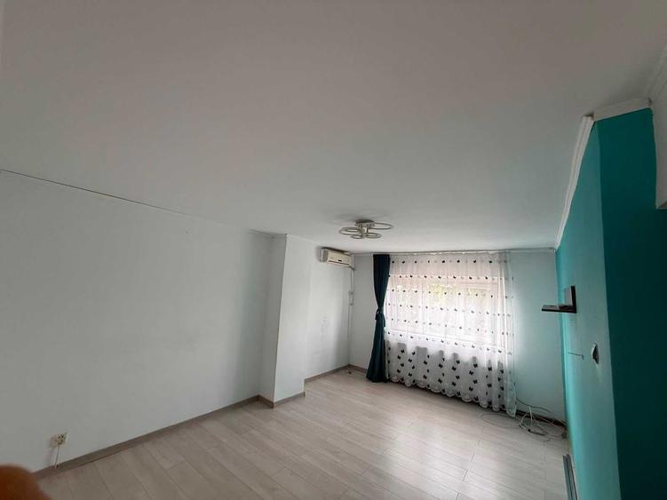 Apartament cu 2 camere decomandat în Florești