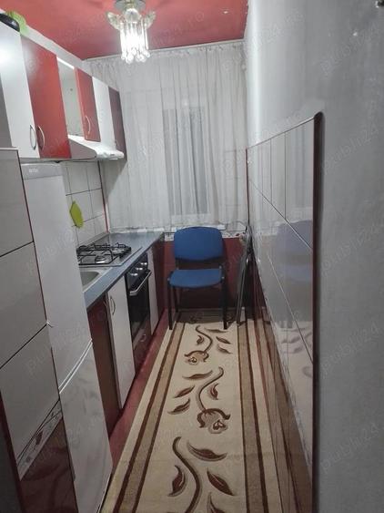 Apartament cu 2 camere nedecomandat în Oravița