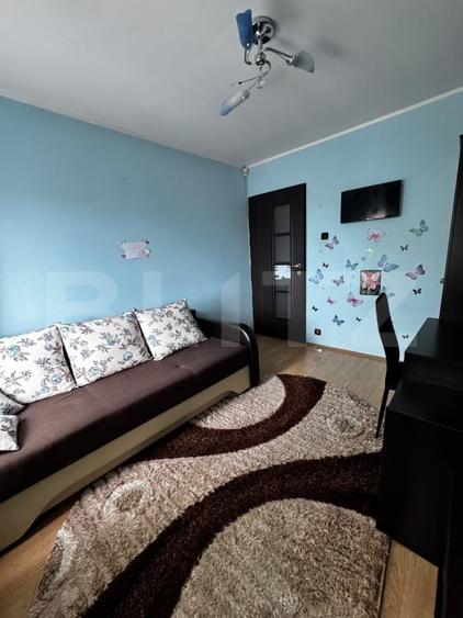 Apartament cu 3 camere decomandat, mobilat în Câmpia Turzii