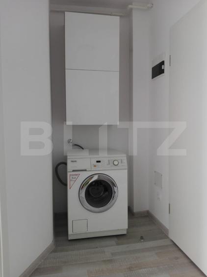 Garsonieră decomandată, mobilată în Avantgarden