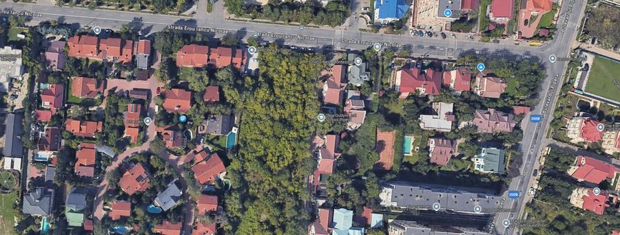 Teren Construcții intravilan de 2116 mp, în Central