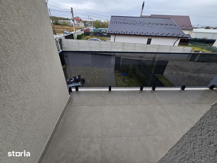 Casă cu 4 camere cu Teren 350 Mp în Mărășești