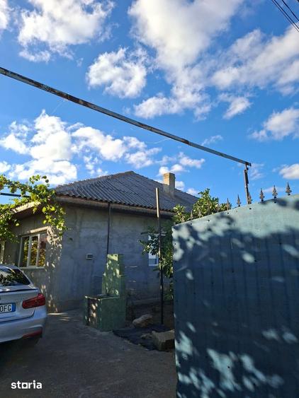 Casă cu 5 camere cu Teren 1133 Mp în Pecineaga