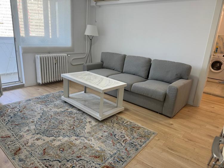 Apartament cu 2 camere semidecomandat în Bucur Obor