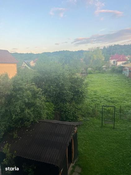 Casă cu 8 camere cu Teren 1000 Mp în Sud