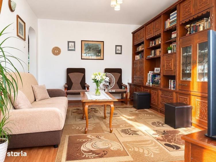 Apartament cu 3 camere decomandat în Central