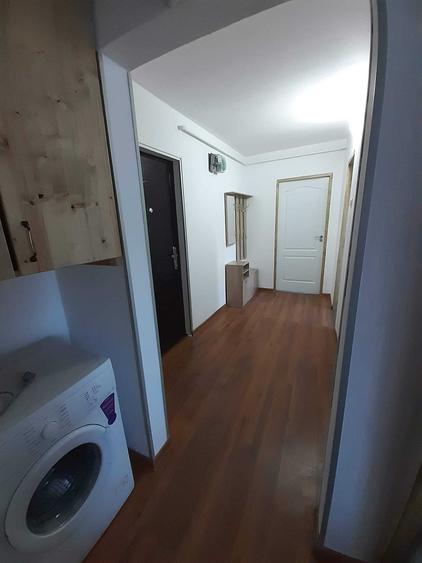 Apartament cu 2 camere decomandat în Zorilor