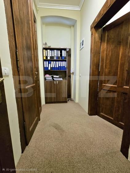 Apartament cu 4 camere semidecomandat în Traian