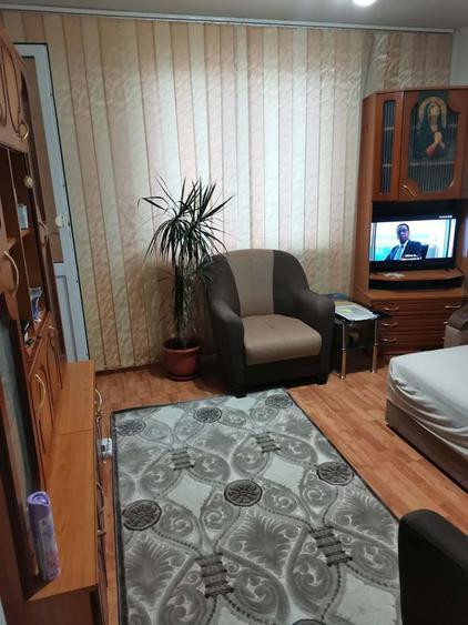 Apartament cu 3 camere în Mărăței