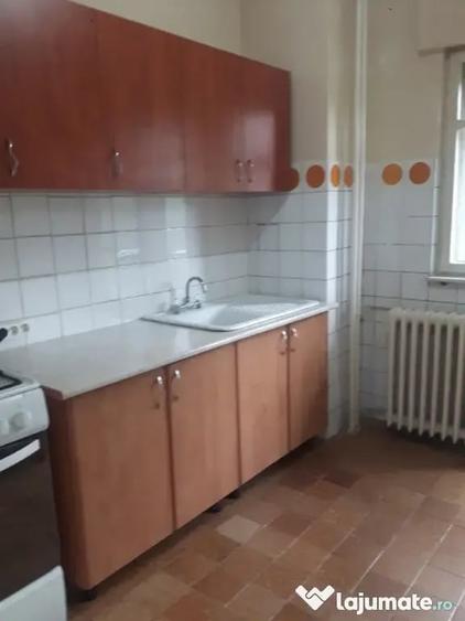 Inchiriez apartament 3 camere Unirii Fantani - 21