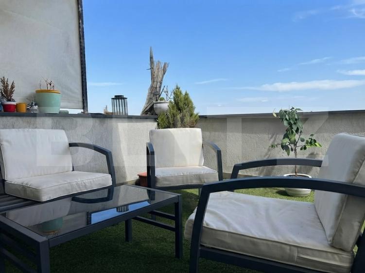 Apartament cu 2 camere semidecomandat, mobilat în Baciu