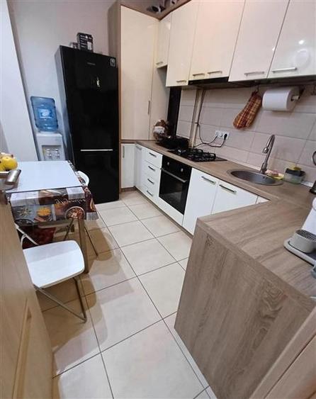 Apartament cu 3 camere decomandat, mobilat în Domenii