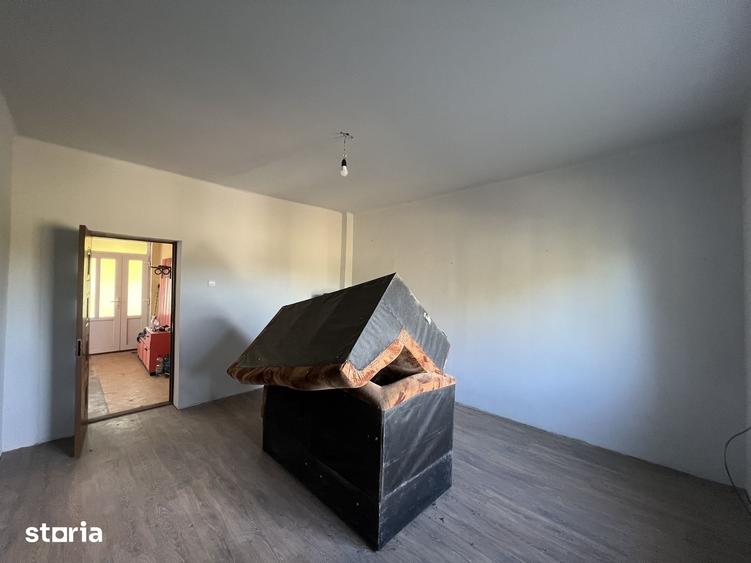 Casă cu 3 camere cu Teren 2557 Mp în Viile Satu Mare