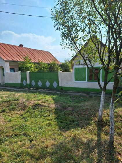 Casă cu 3 camere în Brestovăț