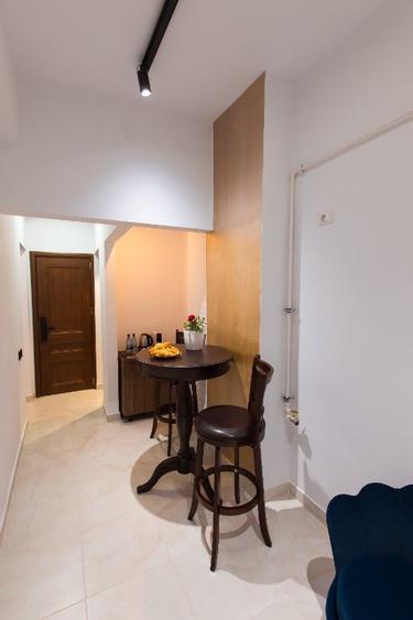 Apartament cu 3 camere decomandat în Ultracentral