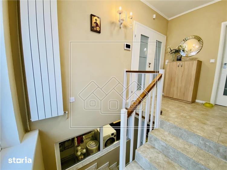 Casă cu 4 camere cu Teren 450 Mp în Calea Dumbrăvii