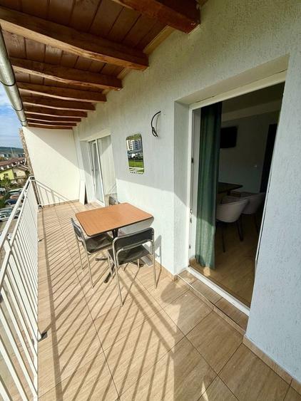 Apartament cu 2 camere decomandat în Florești