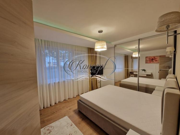 Apartament cu 5 camere decomandat, mobilat în Plopilor