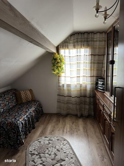 Casă cu 4 camere cu Teren 1752 Mp în Călățele