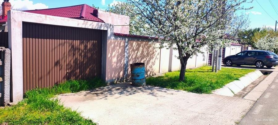 Casă cu 3 camere în Central