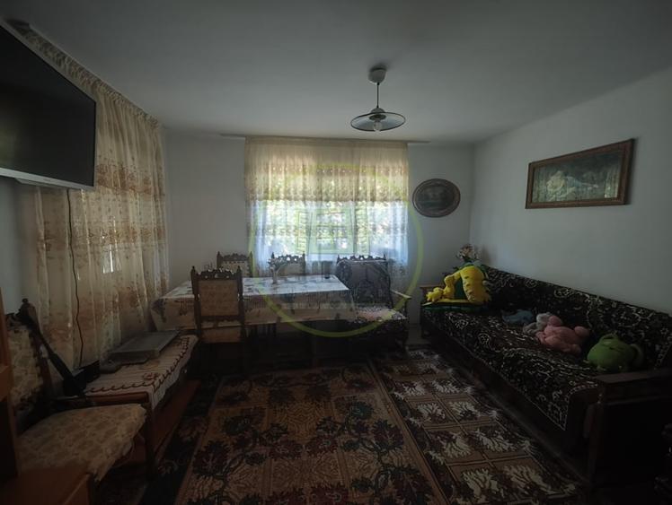 Casă individuală cu 4 camere cu Canalizare în Podari