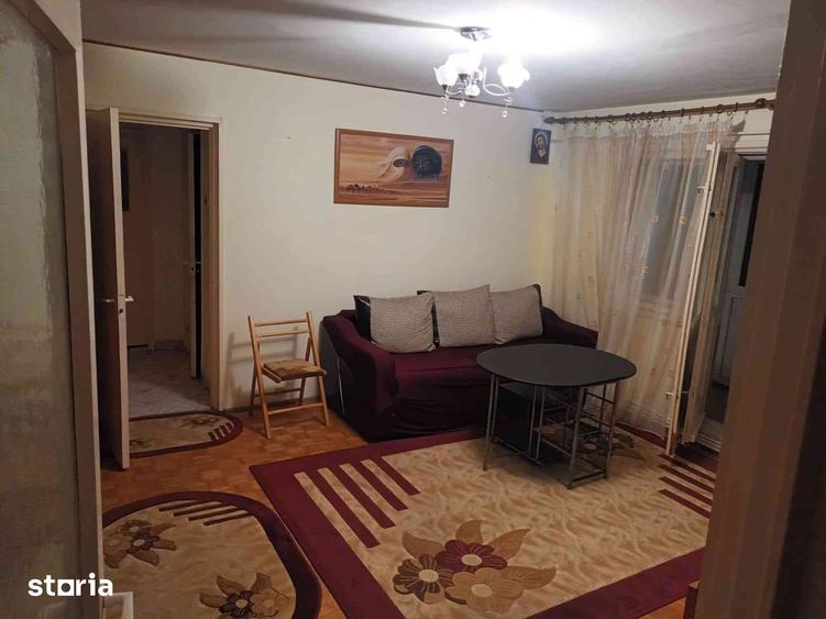 Apartament cu 2 camere semidecomandat în Mioriței