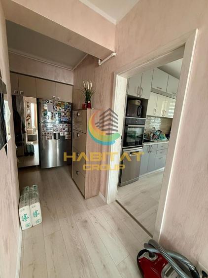 Apartament cu 2 camere decomandat, mobilat în Metalurgiei