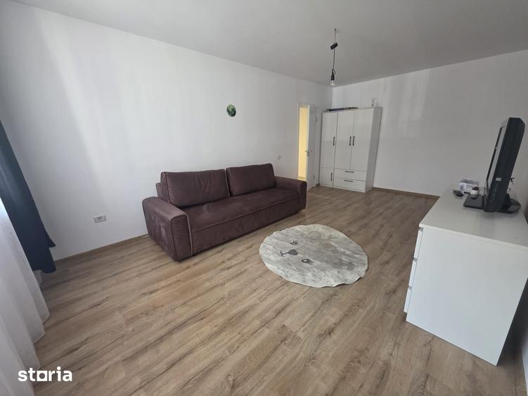 Apartament cu 2 camere decomandat în Sânpetru