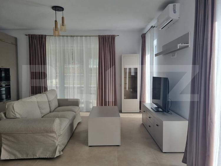 Duplex cu 5 camere cu Canalizare în Iris