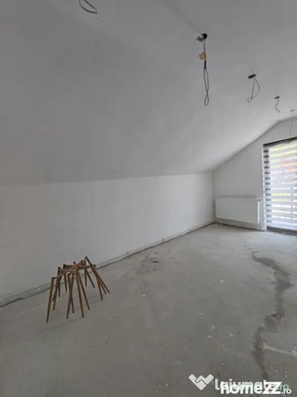 Casă cu 4 camere cu Teren 150 Mp în Central
